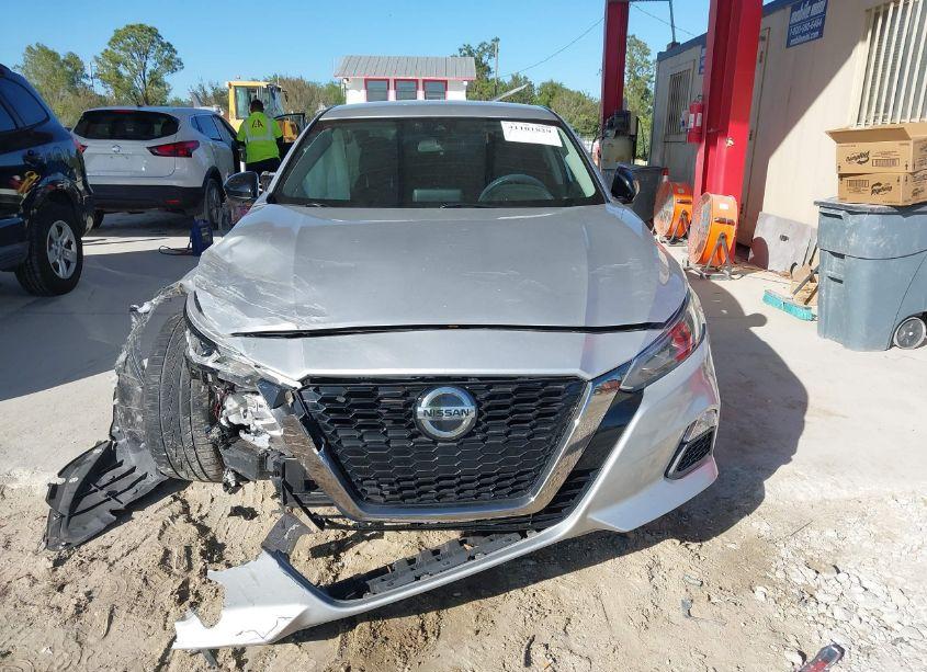 Photo 12 of 2021 Nissan Altima SR FWD (VIN 1N4BL4CV1MN352808)