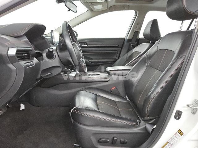 Photo 2 of 2022 NISSAN ALTIMA SR N/A (VIN 1N4BL4CV1NN304940)