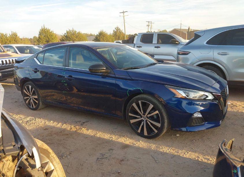 Photo 14 of 2022 Nissan Altima SR FWD (VIN 1N4BL4CV1NN332365)