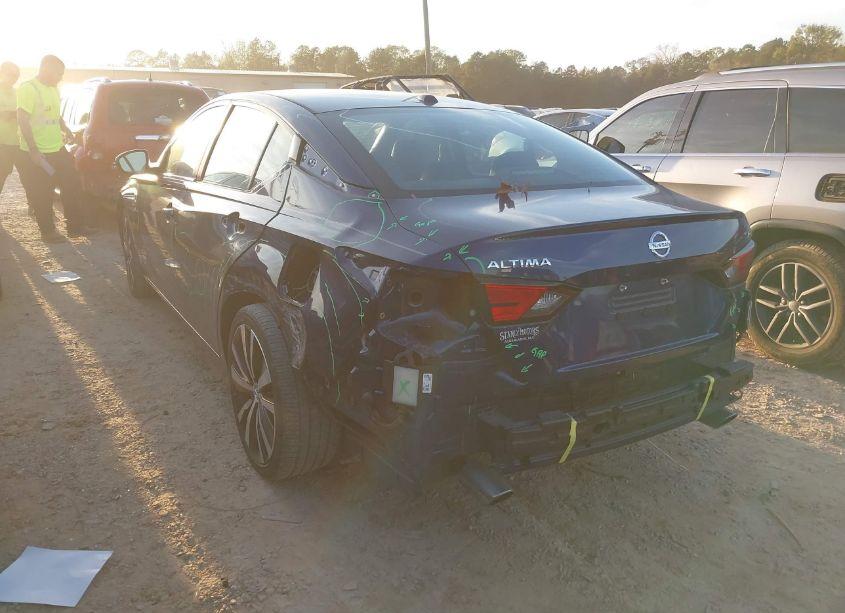 Photo 3 of 2022 Nissan Altima SR FWD (VIN 1N4BL4CV1NN332365)