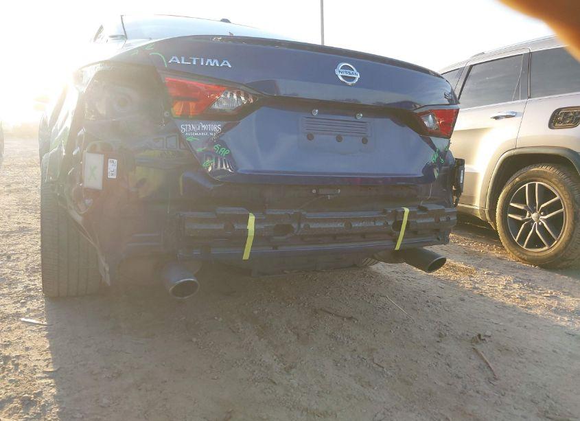 Photo 6 of 2022 Nissan Altima SR FWD (VIN 1N4BL4CV1NN332365)