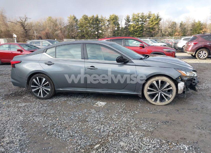 Photo 14 of 2022 Nissan Altima SR FWD (VIN 1N4BL4CV1NN338943)