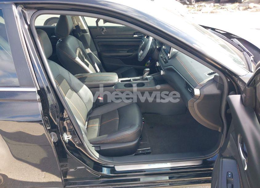 Photo 5 of 2022 Nissan Altima SR FWD (VIN 1N4BL4CV1NN347450)