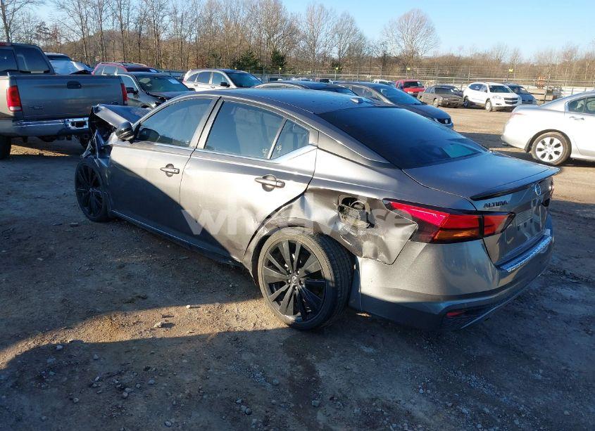 Photo 3 of 2022 Nissan Altima SR FWD (VIN 1N4BL4CV1NN379072)