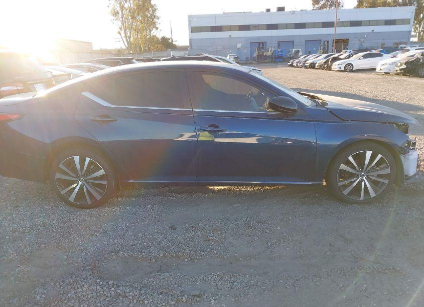 Photo 14 of 2022 Nissan Altima SR FWD (VIN 1N4BL4CV1NN407808)