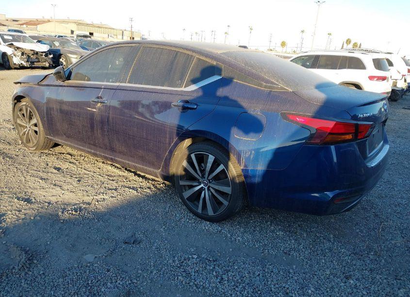 Photo 3 of 2022 Nissan Altima SR FWD (VIN 1N4BL4CV1NN407808)