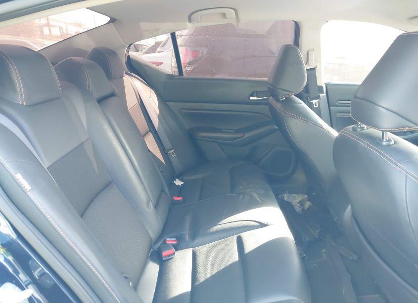 Photo 8 of 2022 Nissan Altima SR FWD (VIN 1N4BL4CV1NN407808)