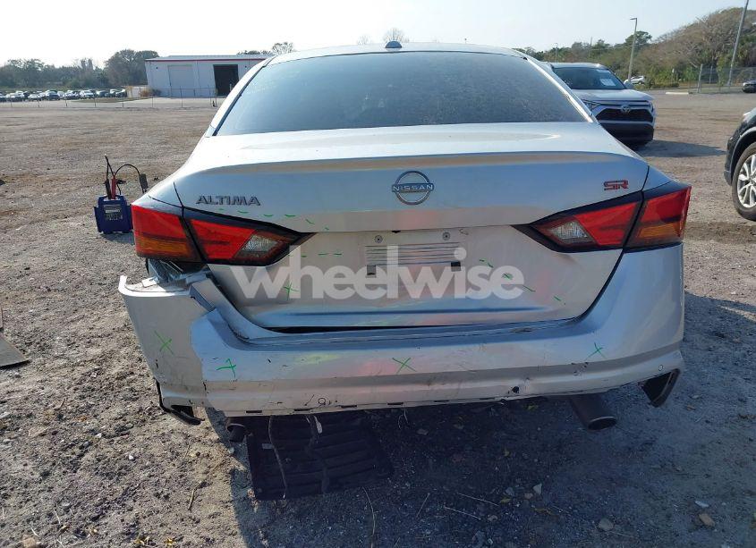 Photo 16 of 2023 Nissan Altima SR FWD (VIN 1N4BL4CV1PN341960)