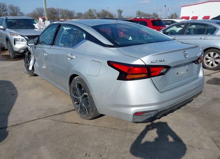 Photo 3 of 2023 Nissan Altima SR FWD (VIN 1N4BL4CV1PN370486)