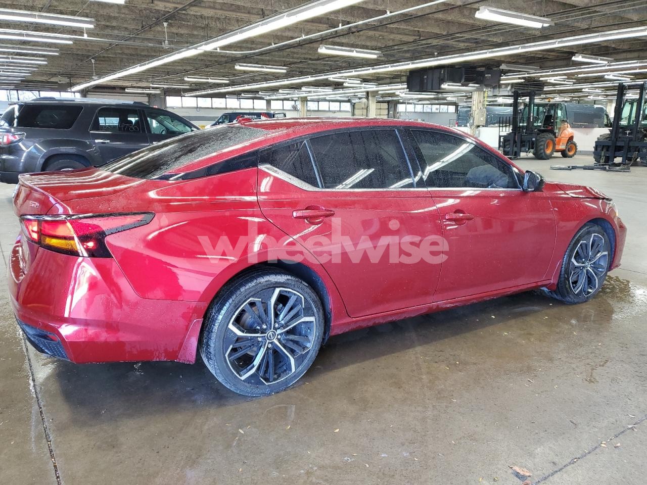 Photo 3 of 2024 NISSAN ALTIMA SR (VIN 1N4BL4CV1RN313577)