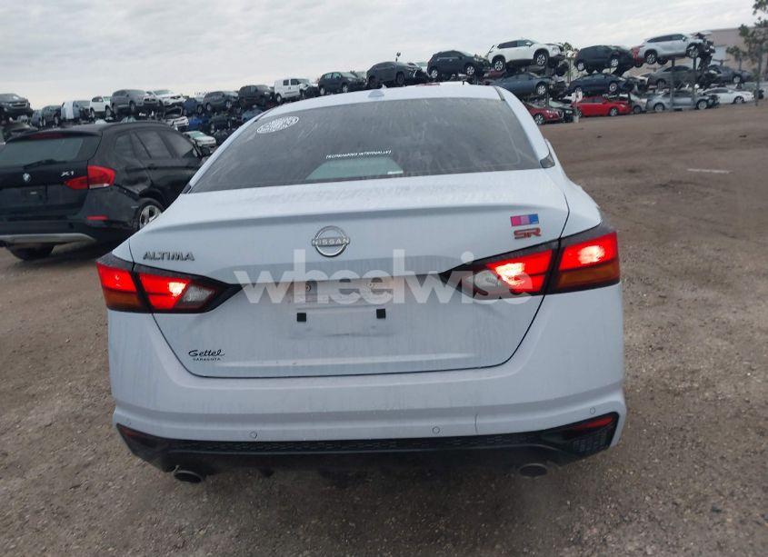 Photo 17 of 2024 Nissan Altima SR FWD (VIN 1N4BL4CV1RN320660)