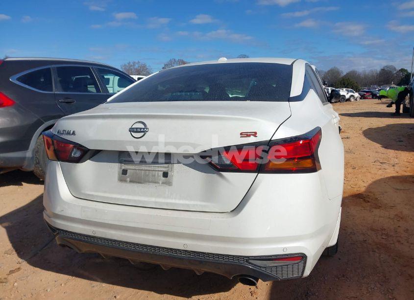 Photo 17 of 2024 Nissan Altima SR FWD (VIN 1N4BL4CV1RN329309)