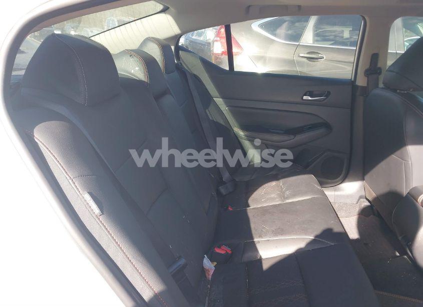 Photo 8 of 2024 Nissan Altima SR FWD (VIN 1N4BL4CV1RN329309)