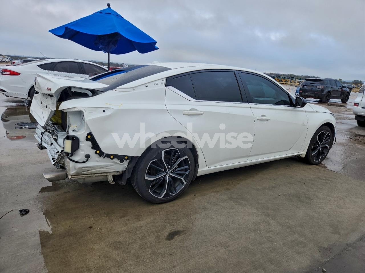 Photo 3 of 2024 NISSAN ALTIMA SR (VIN 1N4BL4CV1RN355893)