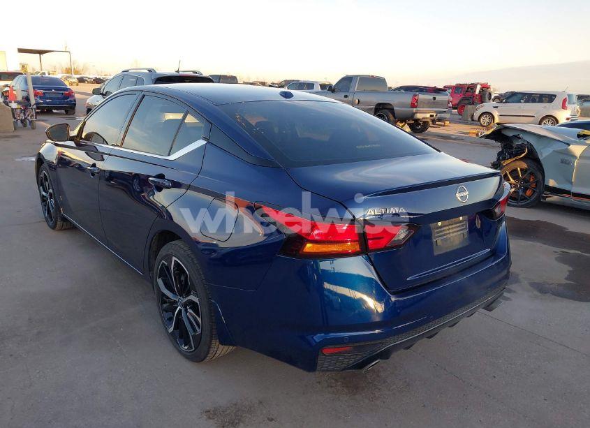 Photo 3 of 2024 Nissan Altima SR FWD (VIN 1N4BL4CV1RN372533)