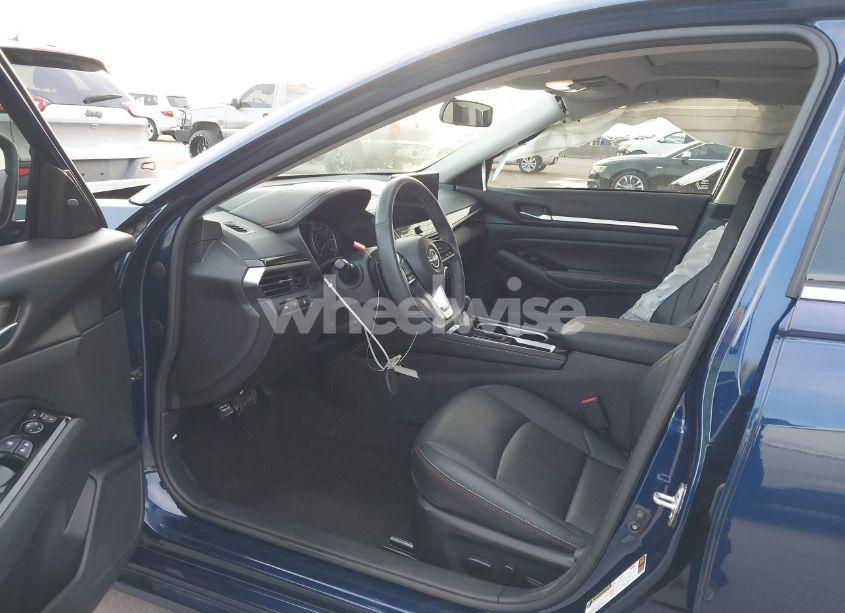 Photo 5 of 2024 Nissan Altima SR FWD (VIN 1N4BL4CV1RN372533)