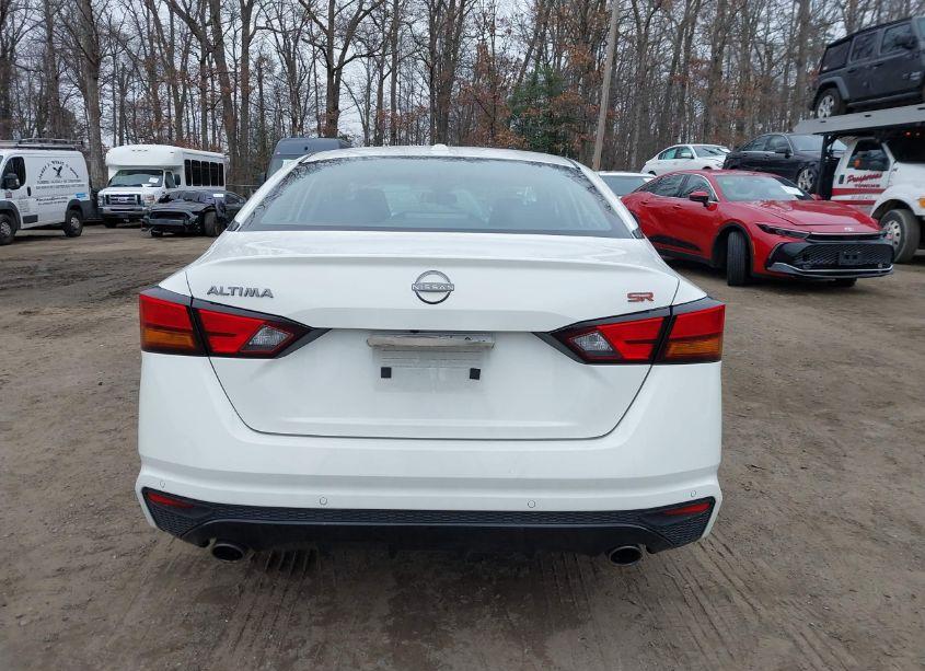 Photo 16 of 2024 Nissan Altima SR FWD (VIN 1N4BL4CV1RN374301)