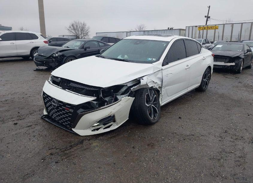 Photo 6 of 2024 Nissan Altima SR FWD (VIN 1N4BL4CV1RN389266)