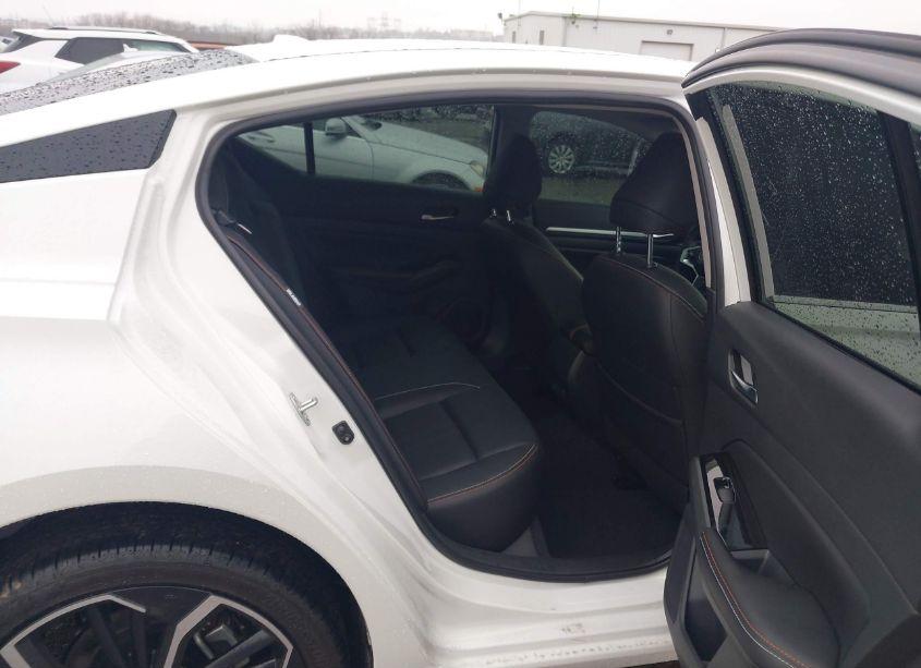 Photo 8 of 2024 Nissan Altima SR FWD (VIN 1N4BL4CV1RN389266)