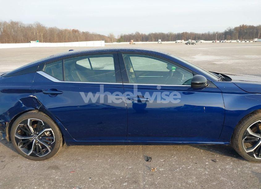 Photo 14 of 2024 Nissan Altima SR FWD (VIN 1N4BL4CV1RN399876)