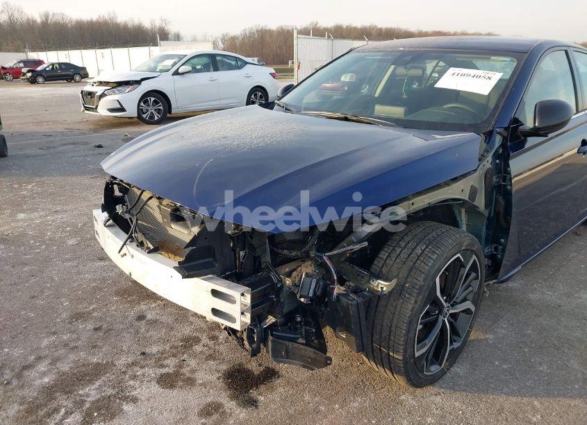 Photo 6 of 2024 Nissan Altima SR FWD (VIN 1N4BL4CV1RN399876)