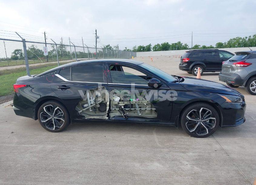 Photo 13 of 2024 Nissan Altima SR FWD (VIN 1N4BL4CV1RN424324)