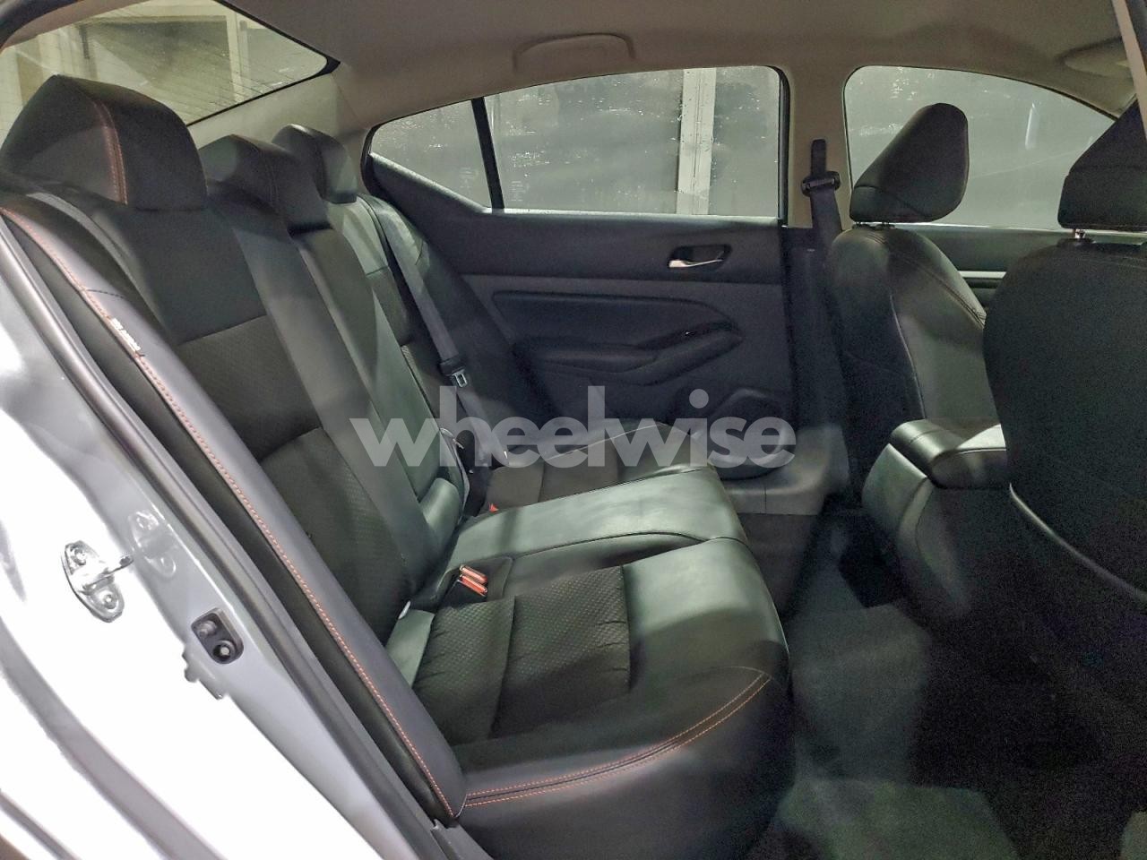 Photo 10 of 2025 NISSAN ALTIMA SR N/A (VIN 1N4BL4CV1SN360632)