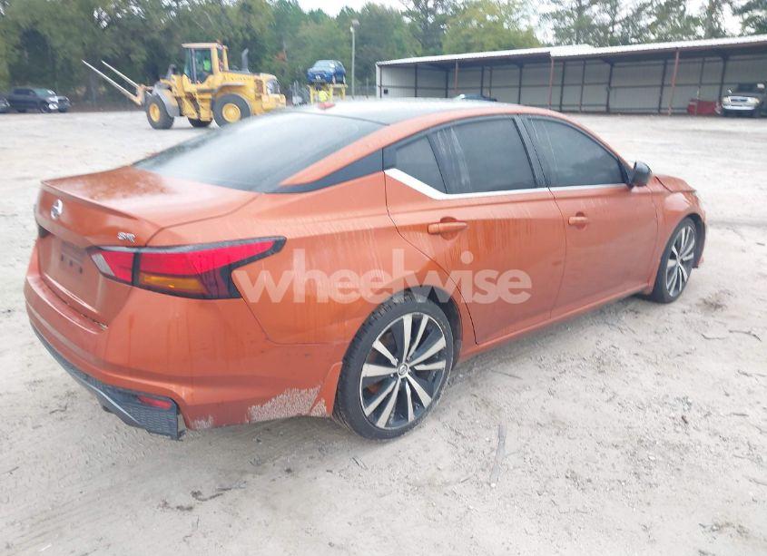 Photo 4 of 2019 Nissan Altima 2.5 SR (VIN 1N4BL4CV2KC112563)