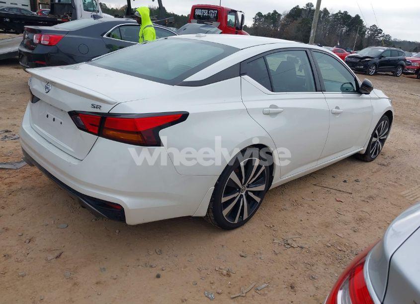 Photo 4 of 2019 Nissan Altima 2.5 SR (VIN 1N4BL4CV2KC131551)