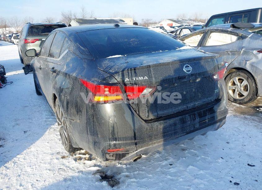 Photo 3 of 2019 Nissan Altima 2.5 SR (VIN 1N4BL4CV2KC183553)