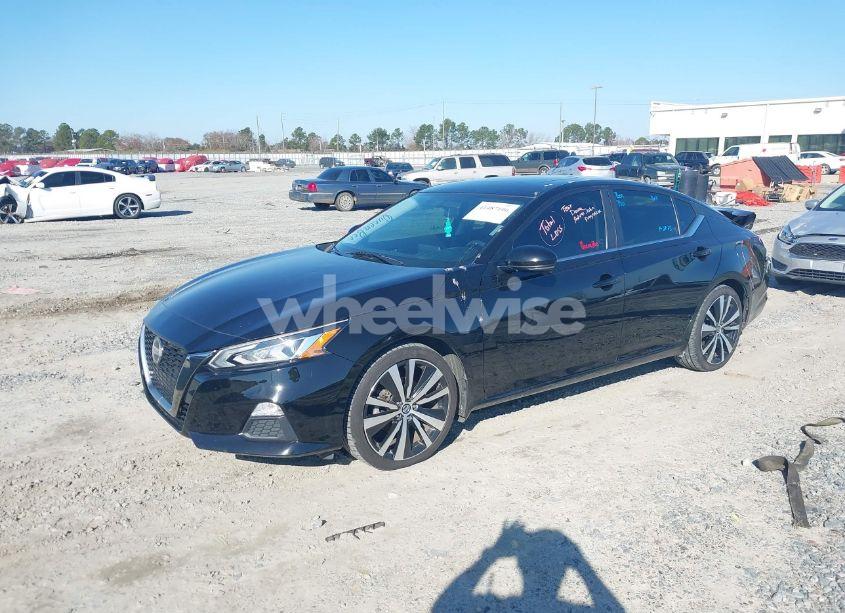 Photo 2 of 2019 Nissan Altima 2.5 SR (VIN 1N4BL4CV2KC219113)