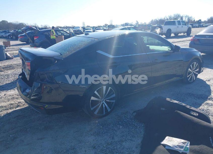 Photo 4 of 2019 Nissan Altima 2.5 SR (VIN 1N4BL4CV2KC219113)