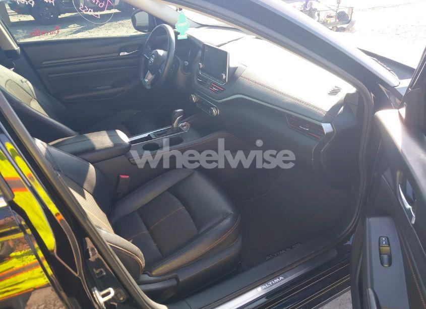 Photo 5 of 2019 Nissan Altima 2.5 SR (VIN 1N4BL4CV2KC219113)