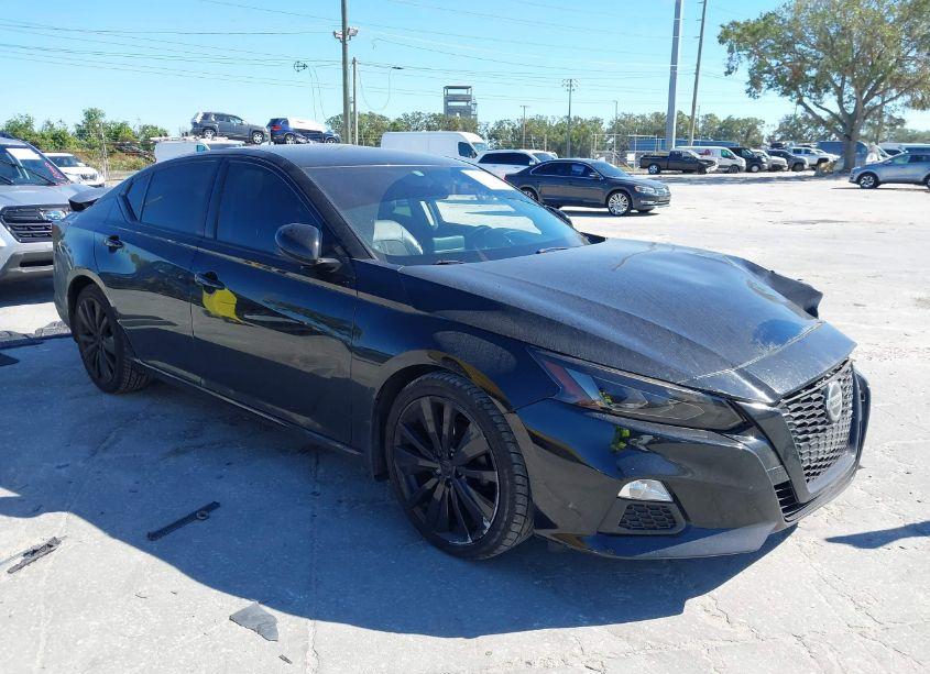 2019 Nissan Altima 2.5 SR (VIN 1N4BL4CV2KC247669) main photo