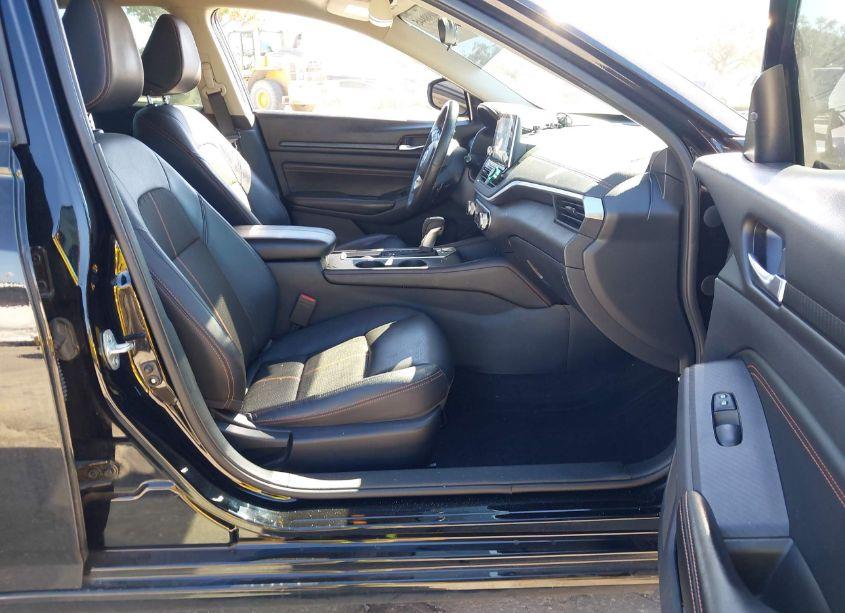 Photo 5 of 2019 Nissan Altima 2.5 SR (VIN 1N4BL4CV2KC247669)