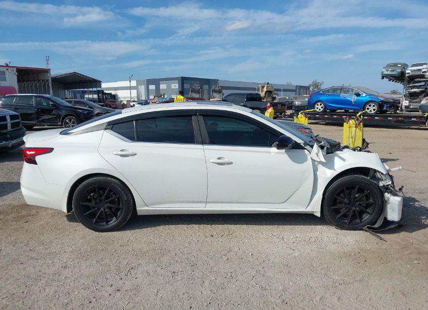 Photo 13 of 2019 Nissan Altima 2.5 SR (VIN 1N4BL4CV2KN307079)