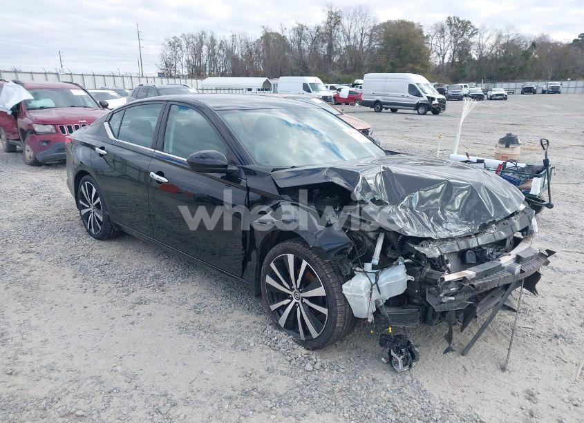 2020 Nissan Altima SR FWD (VIN 1N4BL4CV2LC172859) main photo
