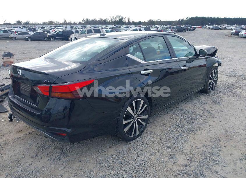 Photo 4 of 2020 Nissan Altima SR FWD (VIN 1N4BL4CV2LC172859)