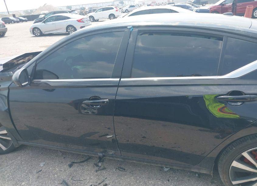 Photo 13 of 2020 Nissan Altima SR FWD (VIN 1N4BL4CV2LC262996)