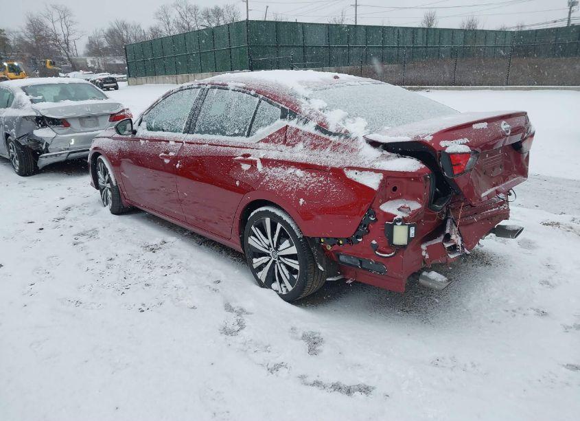 Photo 3 of 2020 Nissan Altima SR FWD (VIN 1N4BL4CV2LC281841)