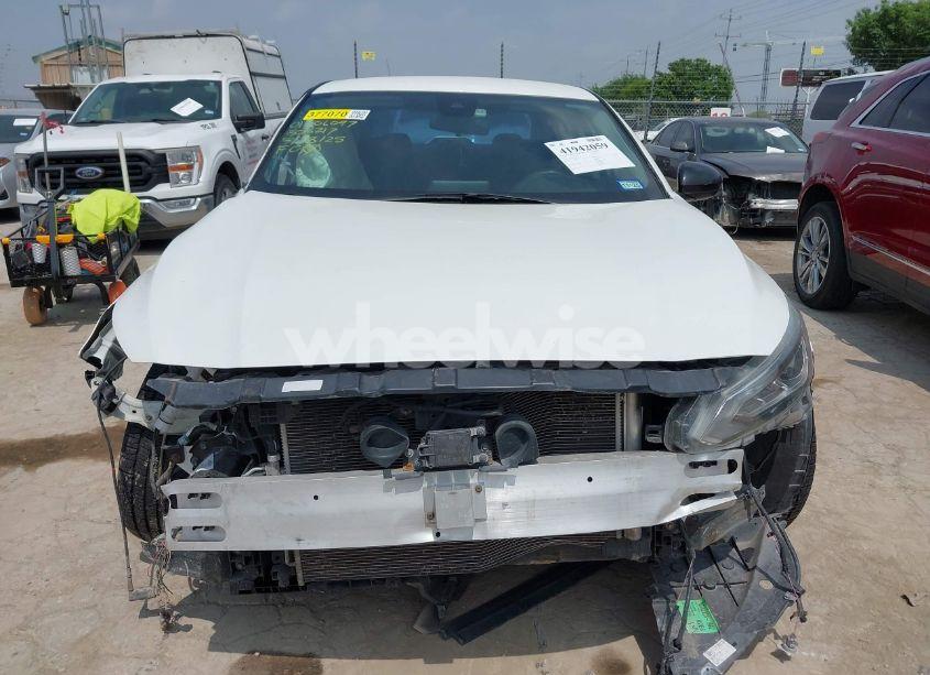 Photo 13 of 2020 Nissan Altima SR FWD (VIN 1N4BL4CV2LN308217)