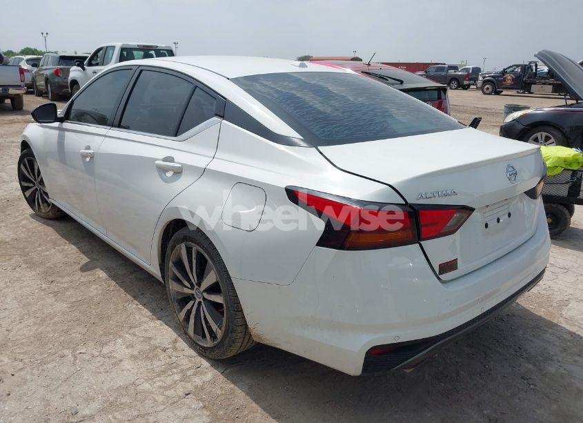 Photo 3 of 2020 Nissan Altima SR FWD (VIN 1N4BL4CV2LN308217)