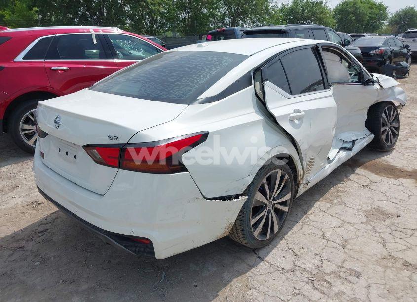 Photo 4 of 2020 Nissan Altima SR FWD (VIN 1N4BL4CV2LN308217)