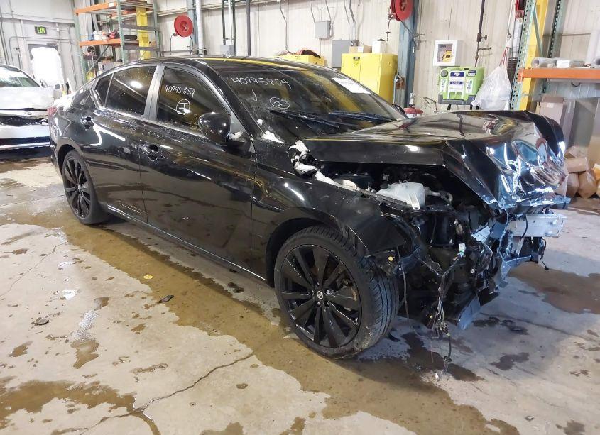 2021 Nissan Altima SR FWD (VIN 1N4BL4CV2MN307019) main photo