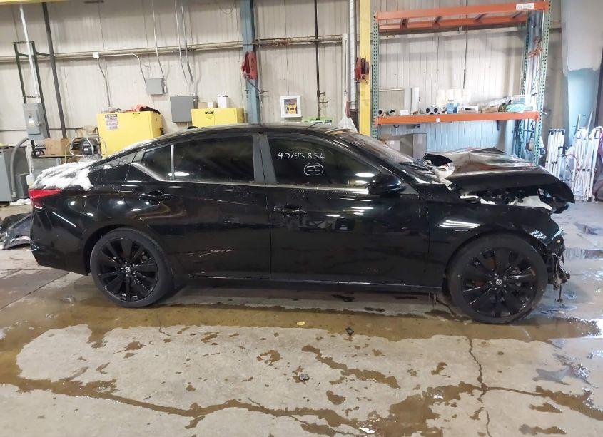 Photo 14 of 2021 Nissan Altima SR FWD (VIN 1N4BL4CV2MN307019)