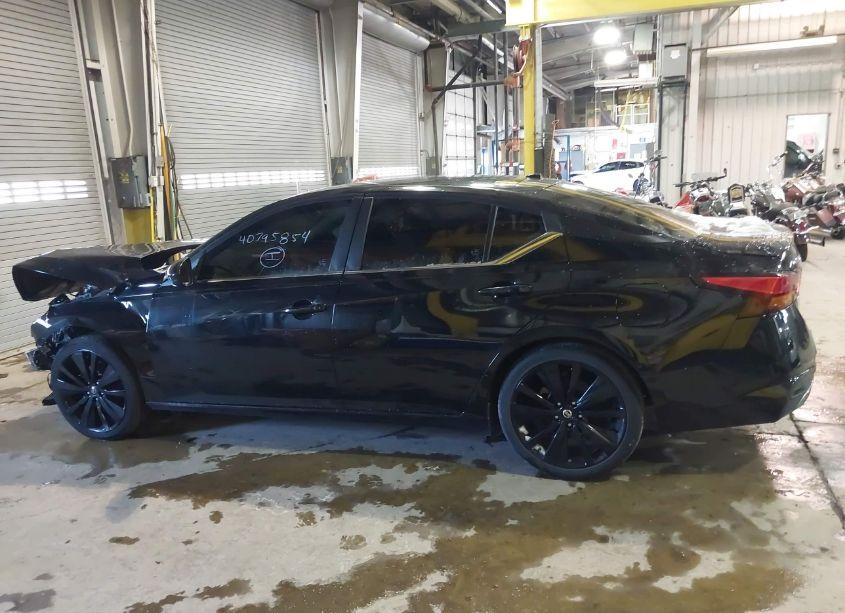 Photo 15 of 2021 Nissan Altima SR FWD (VIN 1N4BL4CV2MN307019)