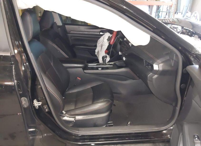 Photo 5 of 2021 Nissan Altima SR FWD (VIN 1N4BL4CV2MN307019)