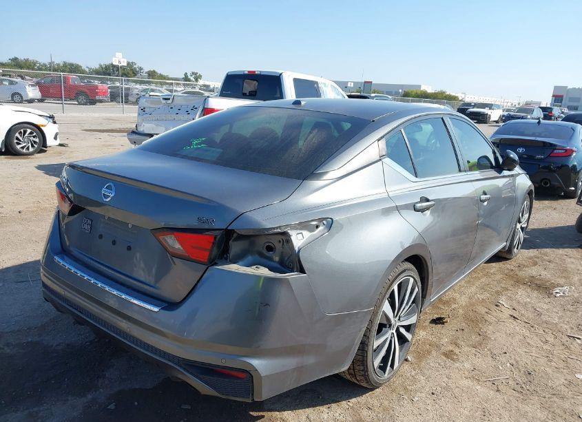 Photo 4 of 2021 Nissan Altima SR FWD (VIN 1N4BL4CV2MN345902)