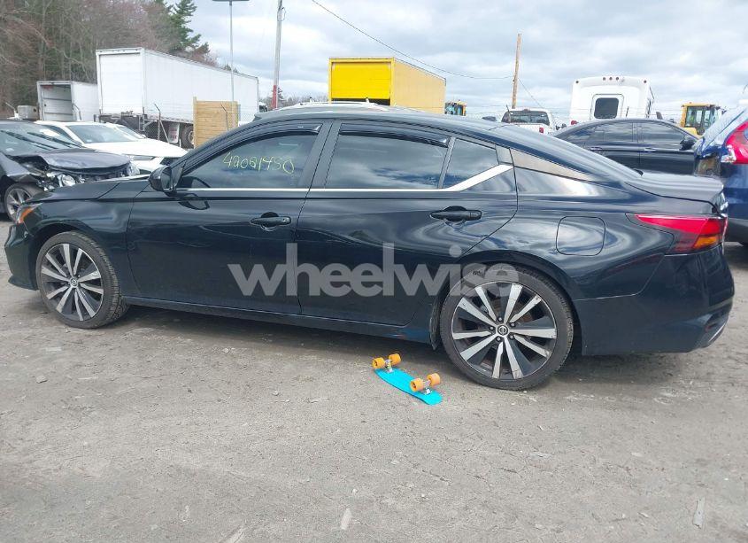 Photo 14 of 2021 Nissan Altima SR FWD (VIN 1N4BL4CV2MN368192)