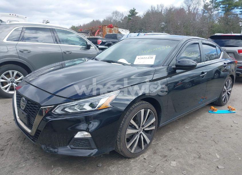 Photo 2 of 2021 Nissan Altima SR FWD (VIN 1N4BL4CV2MN368192)